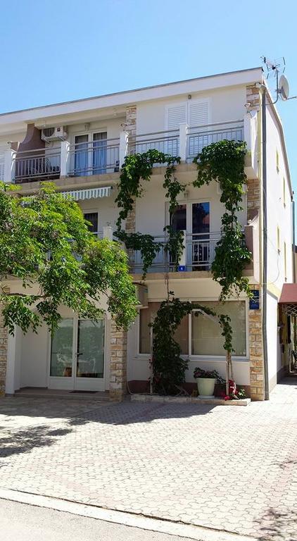 Apartments Ivi Вир Экстерьер фото